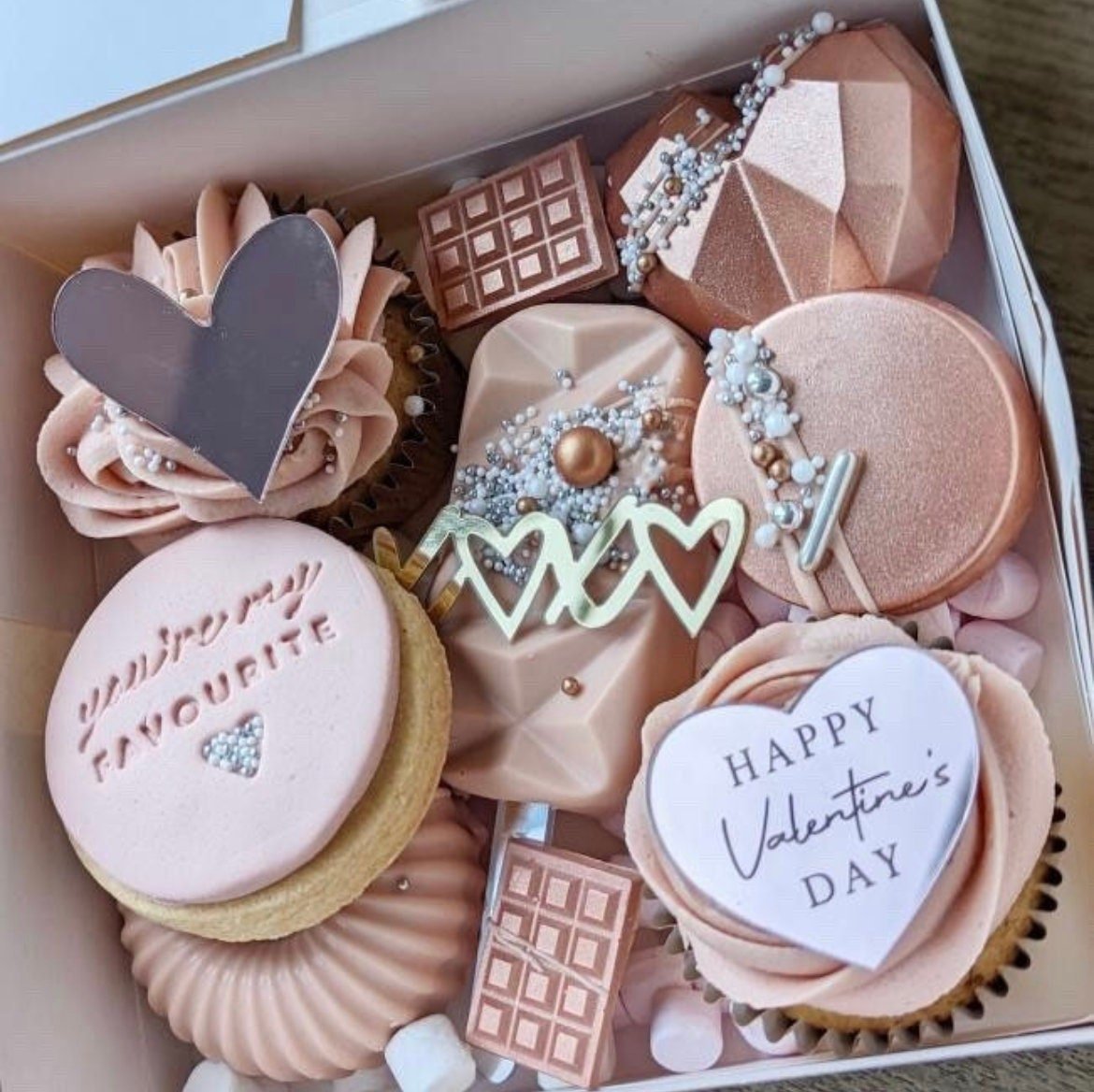 Acrylic Happy Valentines Heart Disc - Image 4