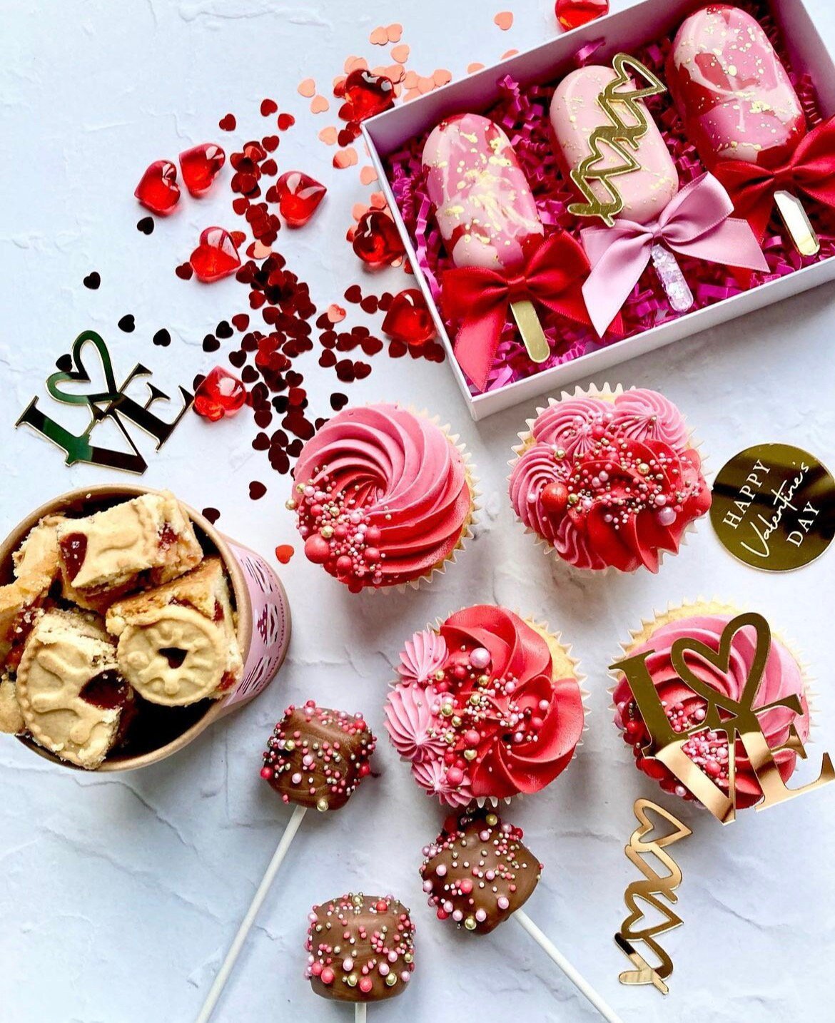 Acrylic Valentines XOXO Topper - Image 5