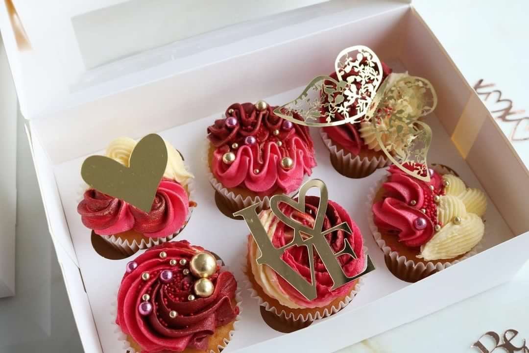 Acrylic LOVE Topper - Image 3