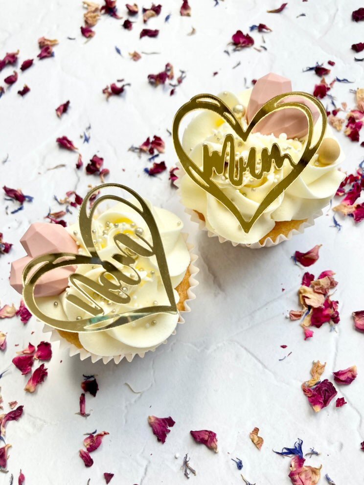 Acrylic Mum or Nan in Heart Border