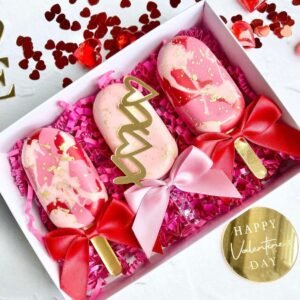 Acrylic Valentines XOXO Topper