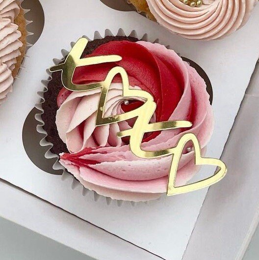 Acrylic Valentines XOXO Topper - Image 2