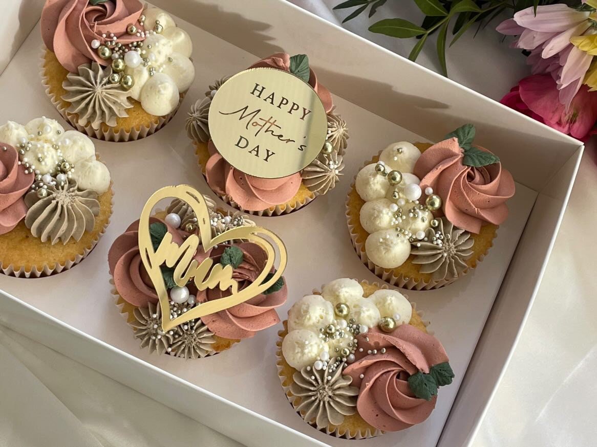 Acrylic Mum or Nan in Heart Border - Image 2