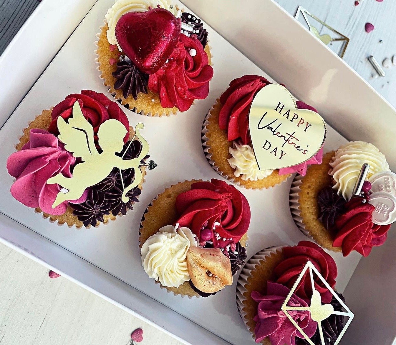 Acrylic Happy Valentines Heart Disc