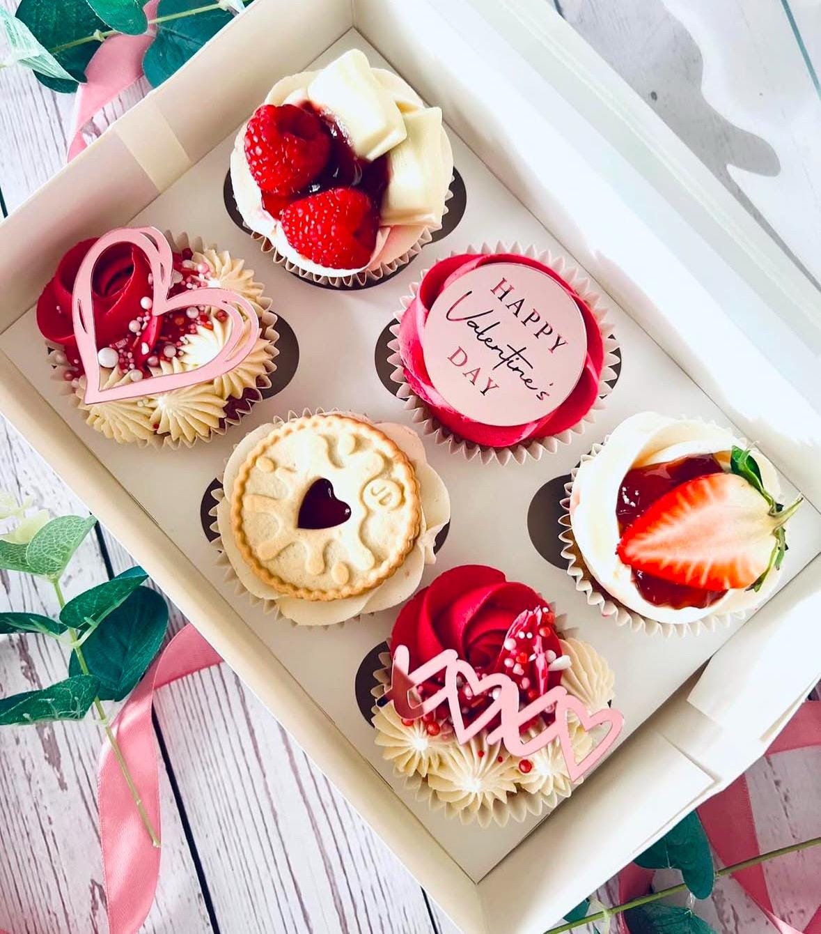 Acrylic XOXO Valentines Topper - Image 6